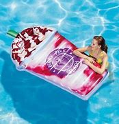 Berry Pink Splash Pool Float